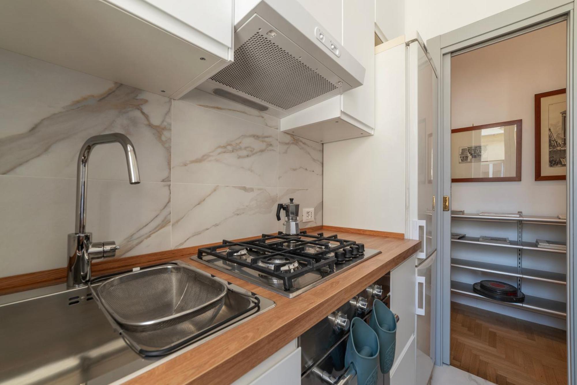 Appartamento Castel Sant'angelo Elegant Chic *